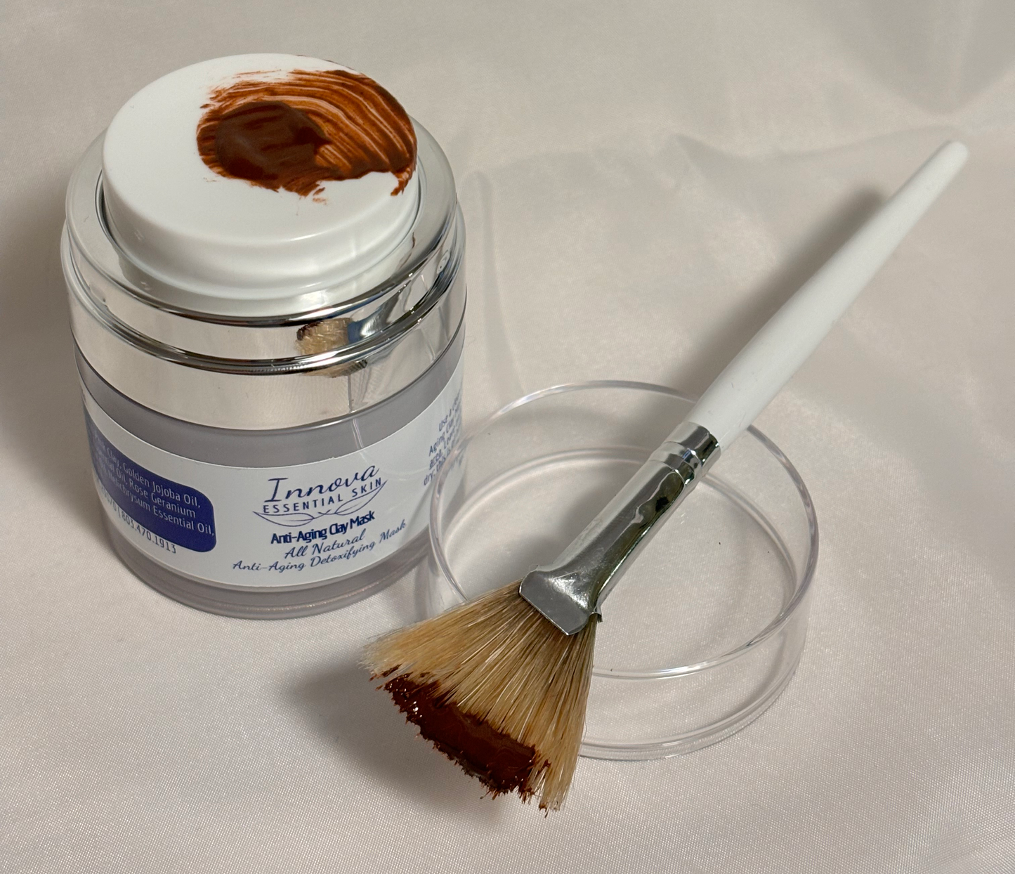 Innova Essential Skin Anti-Aging Clay Mask 42ml - Boar Hair Brush Sold Separately