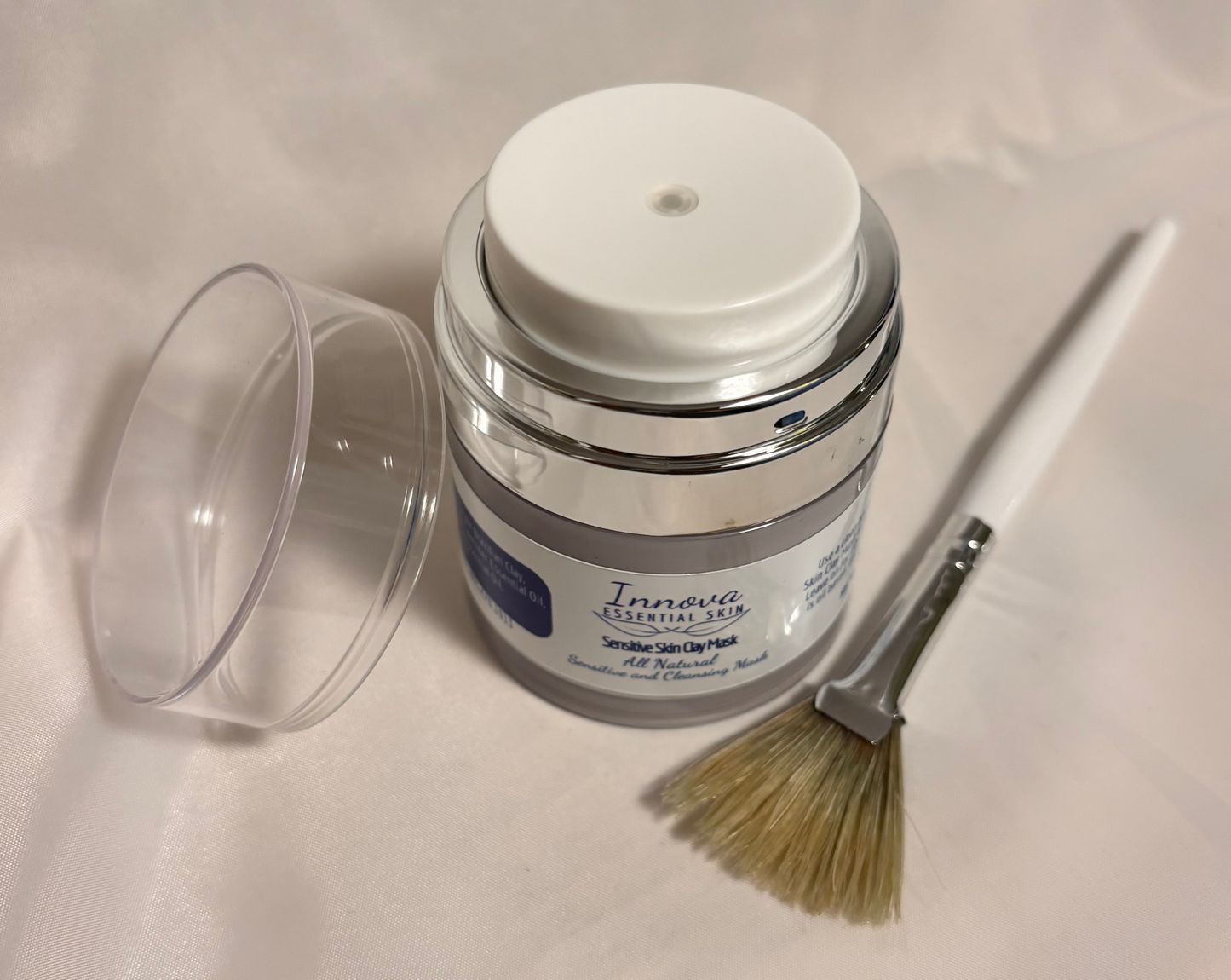Innova Essential Skin Sensitive Skin Clay Mask 45ml - Boar Hair Brush Sold Separately